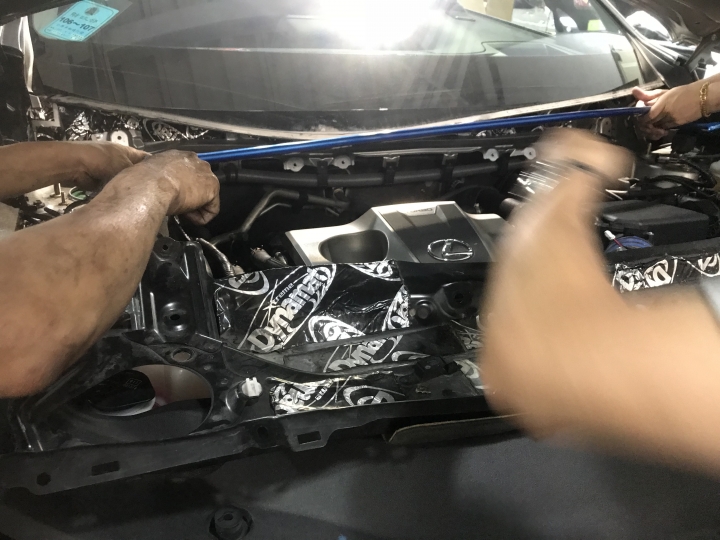 Rx200t安裝 CarPlay 後音響畢業了😅