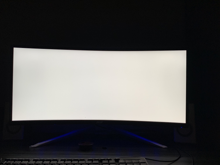 ACER 螢幕漏光問題請教