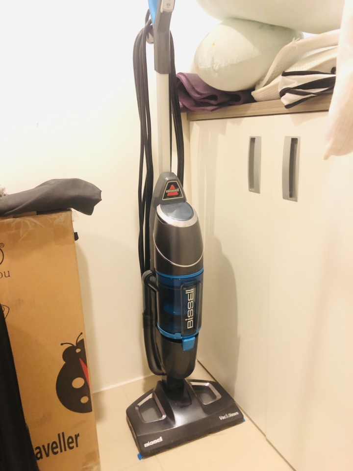 (LG A9+吸拖) + Bissell 1132L吸拖二合一 + IRobot5系列 + Philips 6132 + 小綠使用心得