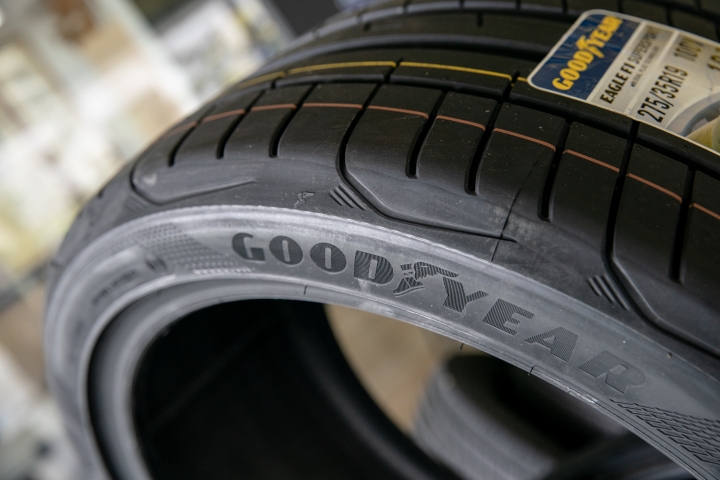 點我看大圖 Goodyear Eagle F1 SuperSport開箱分享