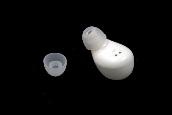 [開箱] 小米AirDots殺手？Funcl W1 真無線藍牙耳機
