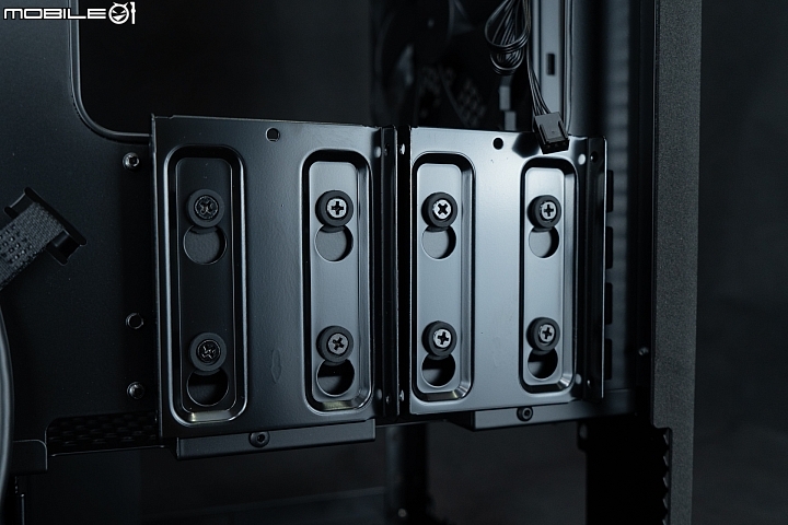 點我看大圖 穠纖合度的Evolv (? Phanteks Enthoo Evolv MATX