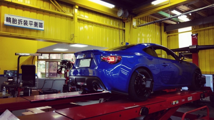 全方位再進化!Goodyear 頂級全天候街胎F1A5 BRZ乾濕地測試心得分享