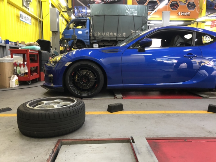 全方位再進化!Goodyear 頂級全天候街胎F1A5 BRZ乾濕地測試心得分享