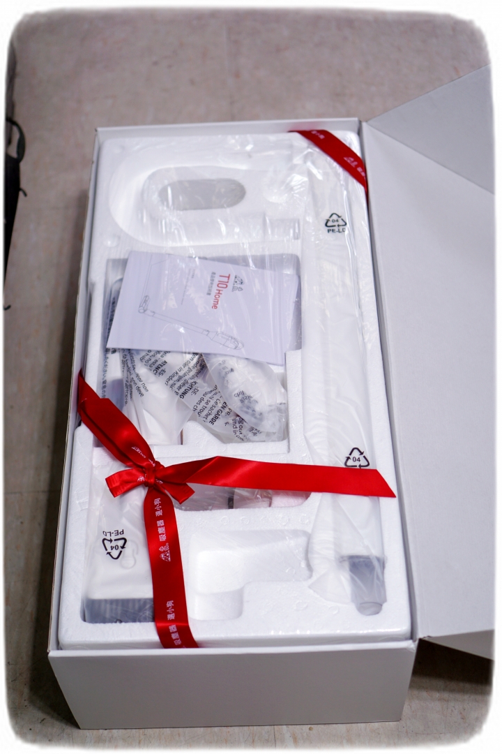 試用《PUPPY小狗電器T10 Home無線手持吸塵器》不管黑狗白狗,能讓全家人遠離塵蟎的,就是小狗