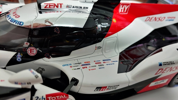 [開箱]1/18 SPARK Toyota TS050 2018
