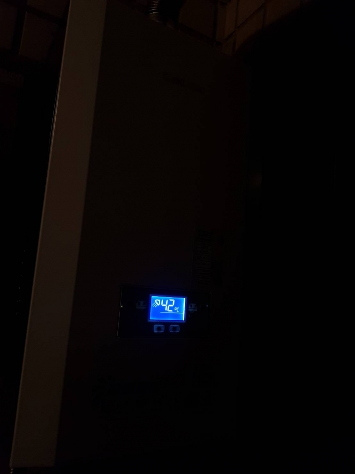 [開箱]櫻花DH1693N渦輪增壓智能恆溫熱水器~~