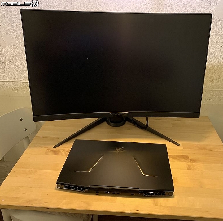 技嘉撿到槍 AORUS CV27Q HBR3 新機 2K-165 曲面電競螢幕新開箱