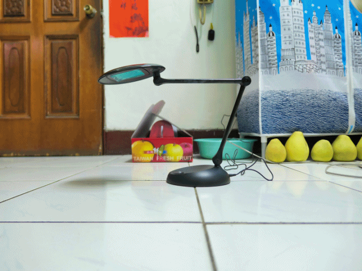 【喜萬年SYLVANIA】平價也有好東西，SYLVANIA LED月映護眼檯燈是您生活照明中的小管家