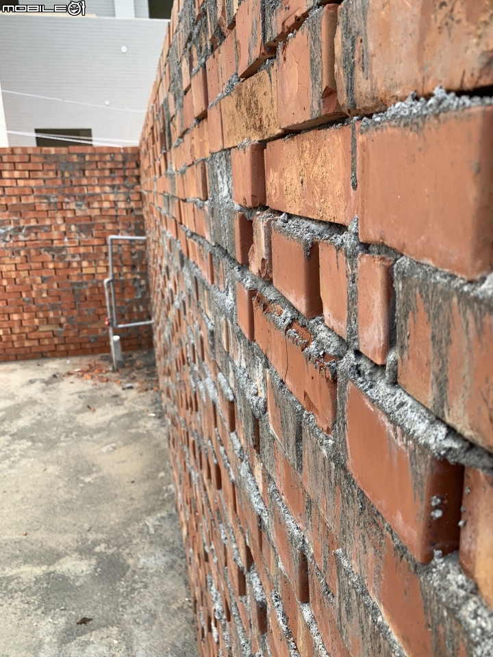 請教非承重磚牆施工品質