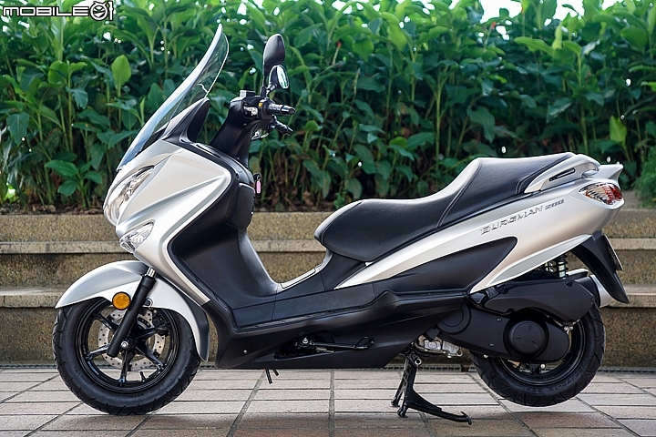 SUZUKI Burgman 200 ABS試駕 超大車箱純正休旅風