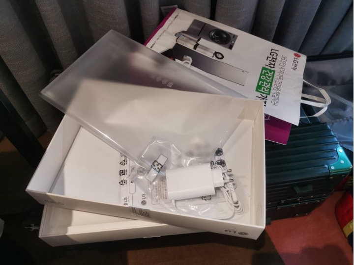 首爾龍山電子商城買LG微開箱