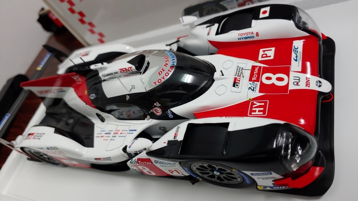 [開箱]1/18 SPARK Toyota TS050 2018