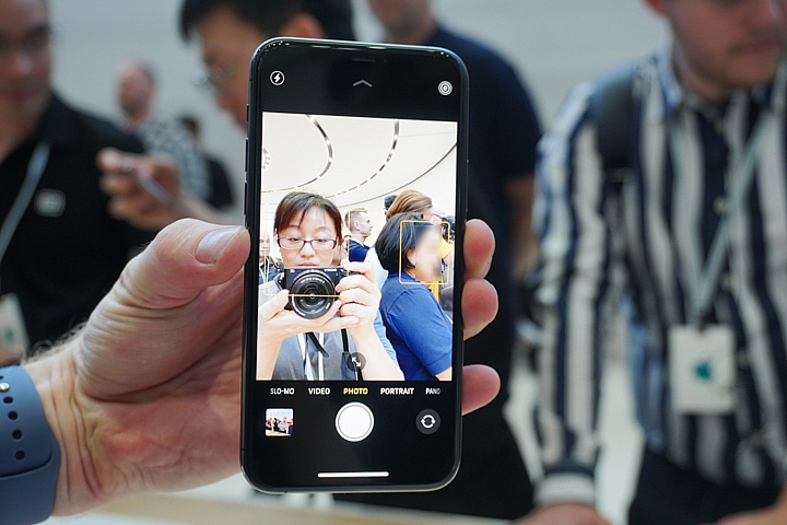 Apple iPhone 11 Pro 動手玩！三鏡頭何止超廣角如此簡單