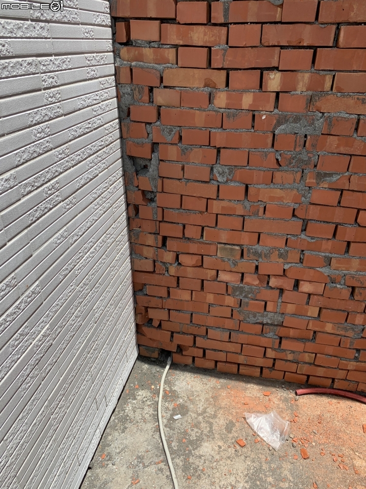 請教非承重磚牆施工品質