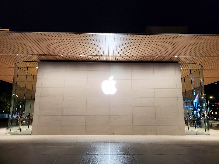 iPhone 11 Pro夜間試拍：更好的夜拍，都是一按即成（也跟Note10+比對一下）