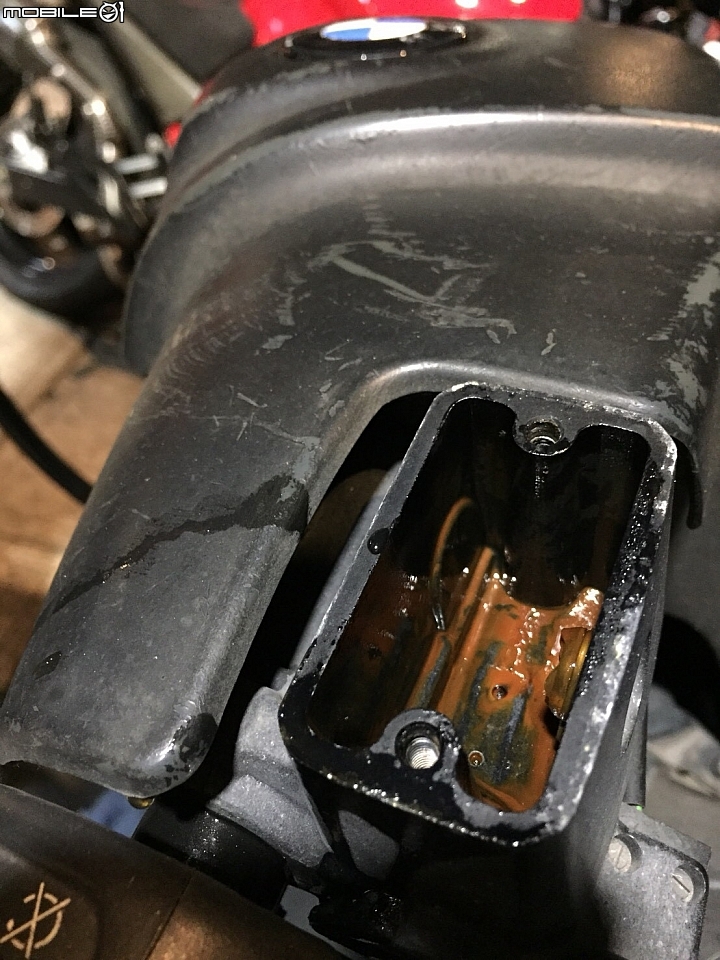 BMW C1 200修復全紀錄(圖多文長、含車輛介紹...)