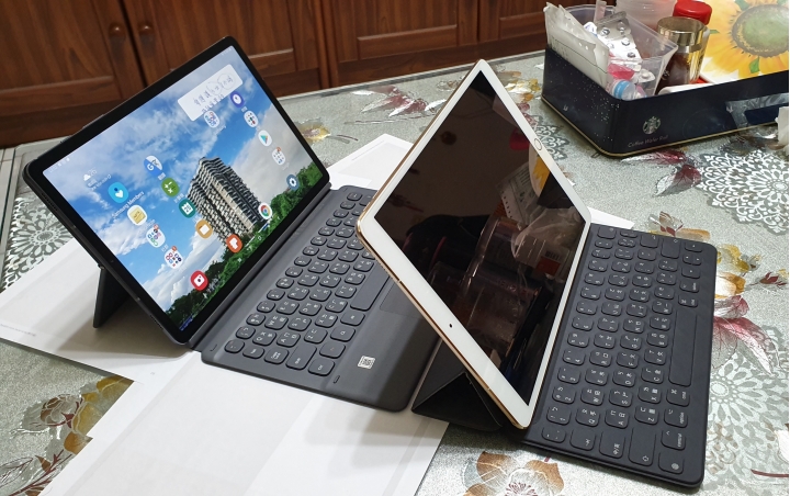 Samsung Galaxy Tab S6 霧岩灰 多圖開箱 內有與I pad pro 10.5簡單比對 無筆電大挑戰！《Samsung Galaxy Tab S6》讓你行動辦公好方便