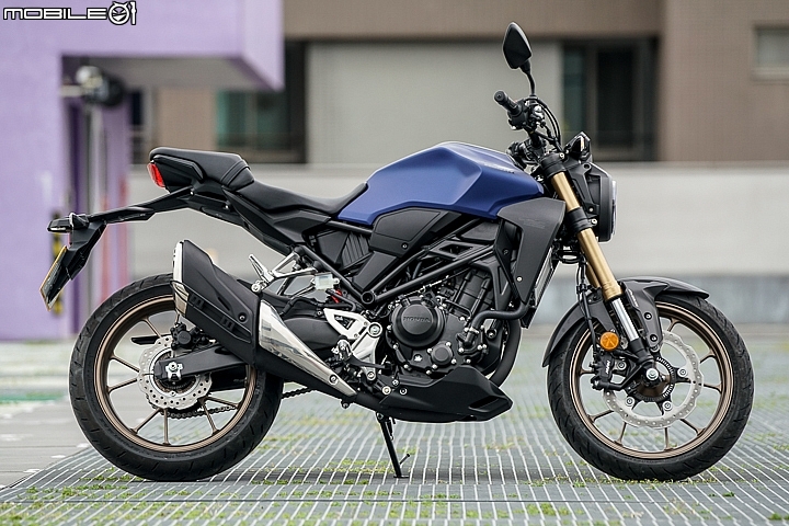 2019 HONDA CB300R 試駕 極輕量運動街跑誕生