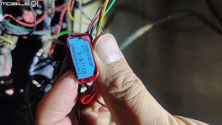 請教家中對講機與電控鎖接線問題