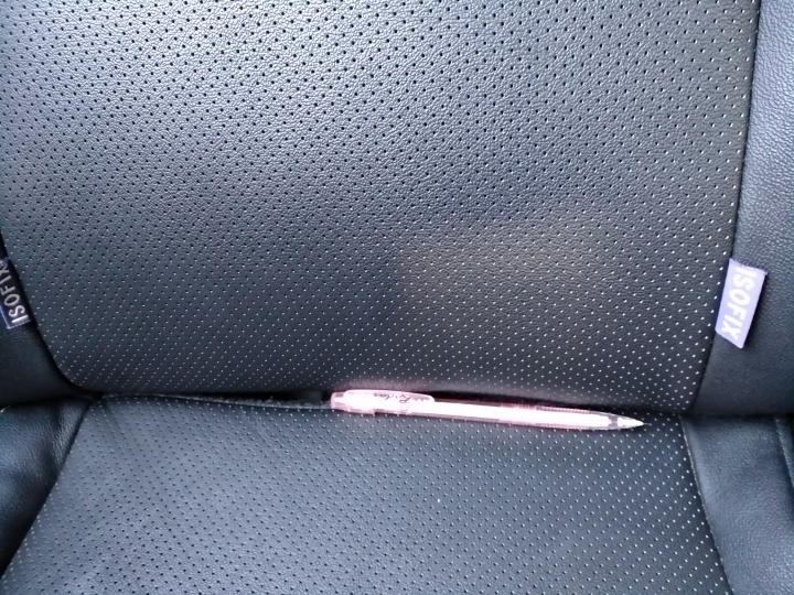 [請益]altis2017椅子間隙1公分是什麼狀況造成的?如何處理為佳?