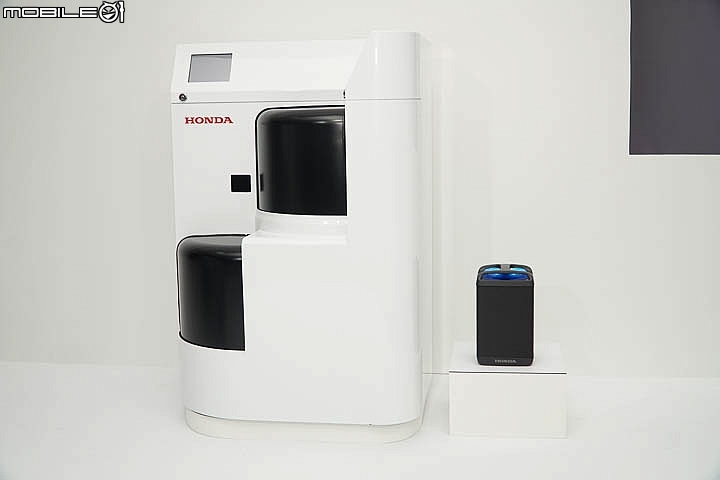 【TMS2019】HONDA 交換電池貨運用電動機車 BENLY e: & GYRO e: 正式亮相！二輪三輪都可用電！
