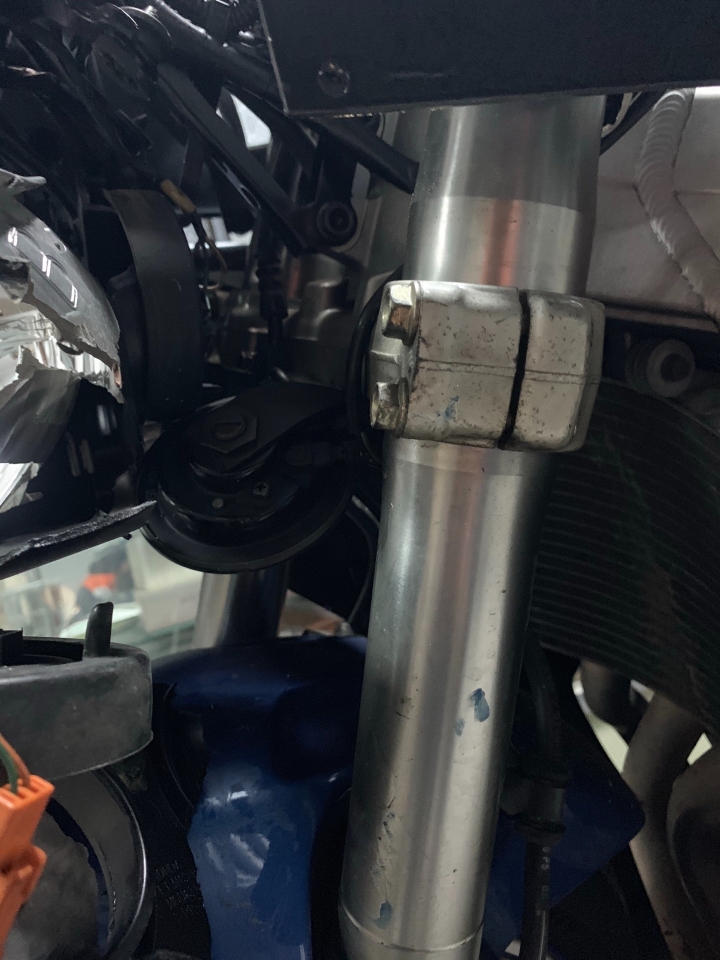 HONDA 929 變身 BMW S1000RR HP4