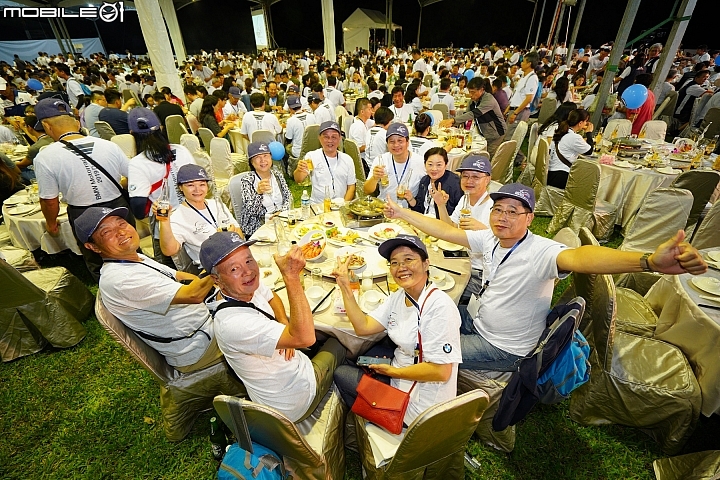BMW Motorrad Days 2019 重機大會師！李佳薇現場演唱、R 75 二戰古董車來台！