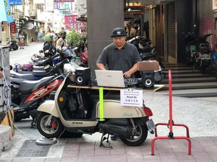各位厲害的小惡魔達人們 有事請教