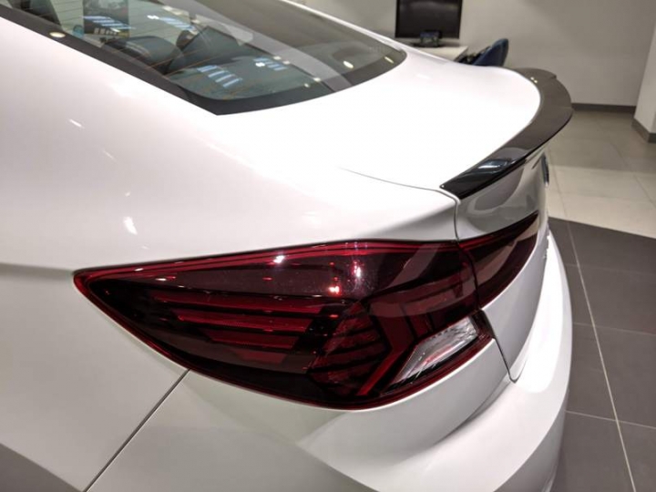 分享一下,前天看的elantra sport 狂潮版套件