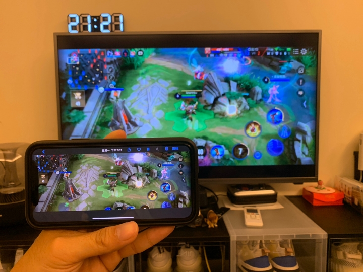 房間追劇用的benq e43-700 開箱