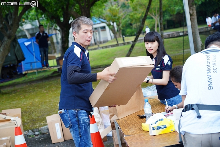 BMW Motorrad Days 2019 重機大會師！李佳薇現場演唱、R 75 二戰古董車來台！
