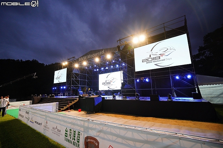 BMW Motorrad Days 2019 重機大會師！李佳薇現場演唱、R 75 二戰古董車來台！
