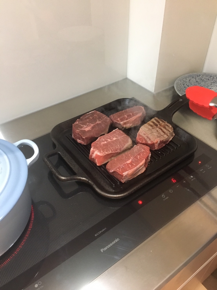 開箱-木色、灰泥、極簡風輕裝修