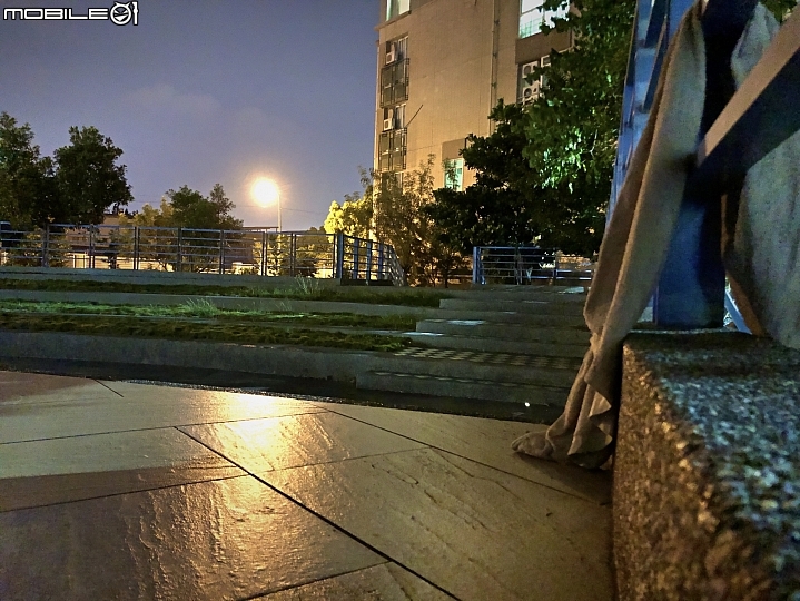iPhone 8plus 夜視軟體 NeuralCam