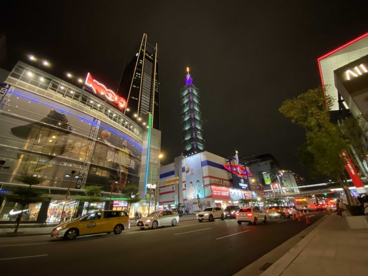 iPhone 11 pro夜幕綠省很大撇步