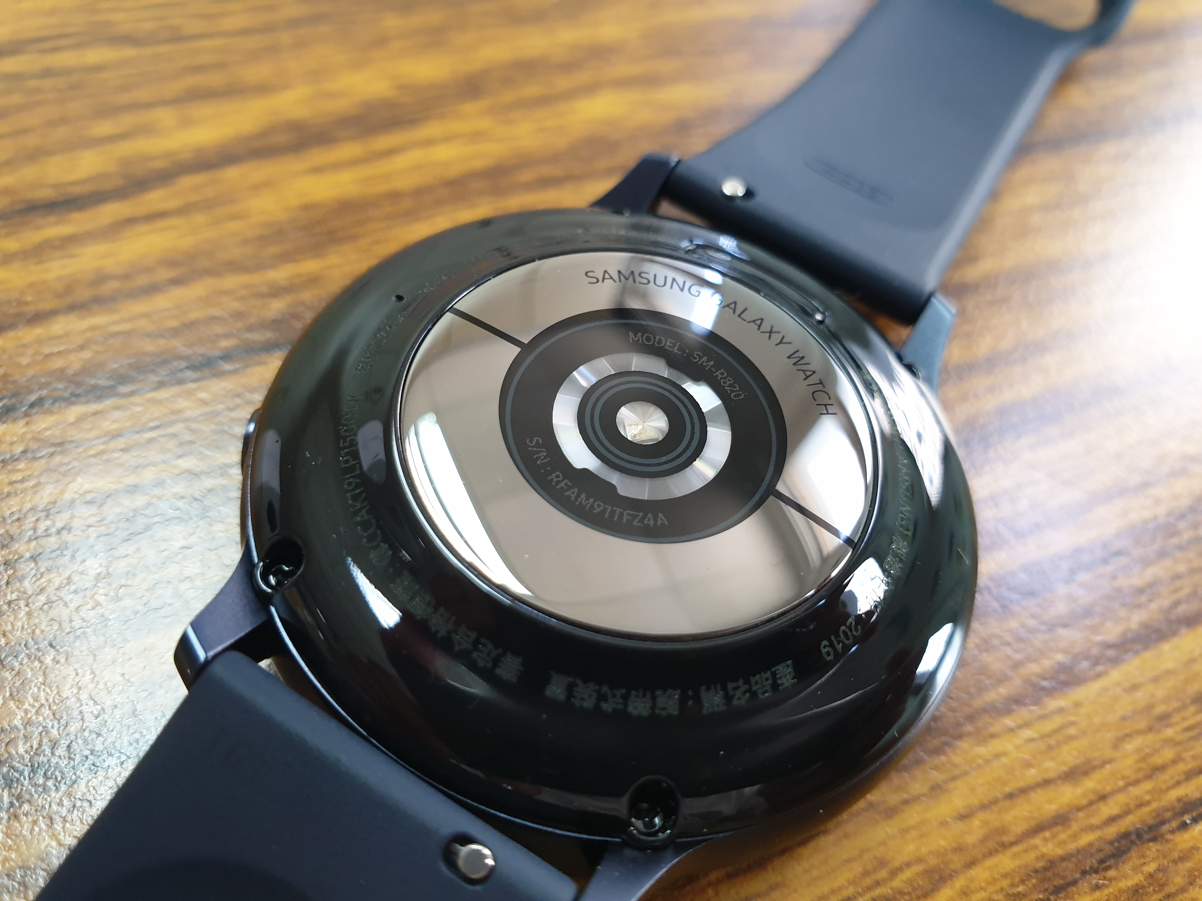 galaxy watch active mobile01