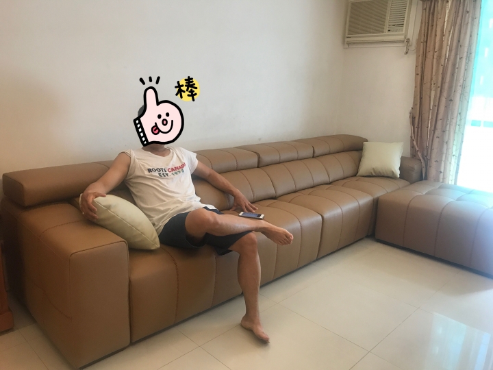 等待一個月的客廳靈魂—看到新沙發一切都是值得的