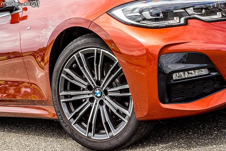 BMW 320i M Sport 試駕 回歸運動特質的入門跑房車