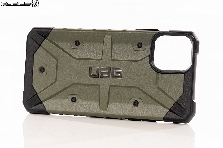 UAG iPhone 11 全系列軍規保護殼開箱 手持無懼 率性百搭
