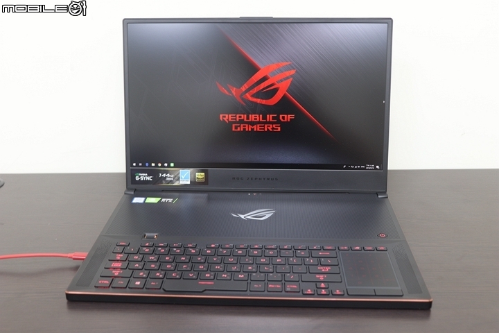 兼具PD充電實用性和效能暢玩AAA遊戲,大尺寸電競筆電ROG Zephyrus S GX701開箱心得