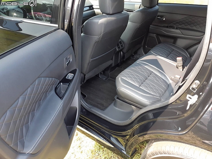 【無預警現身】小改款Mitsubishi Outlander PHEV油電車型現身車主活動!
