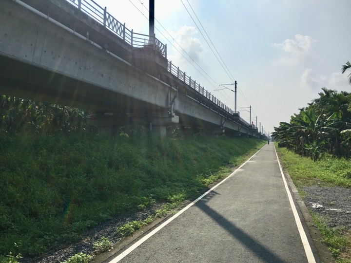 屏 東 單 車 秘 徑 - 單 車 鐵 道 之 旅