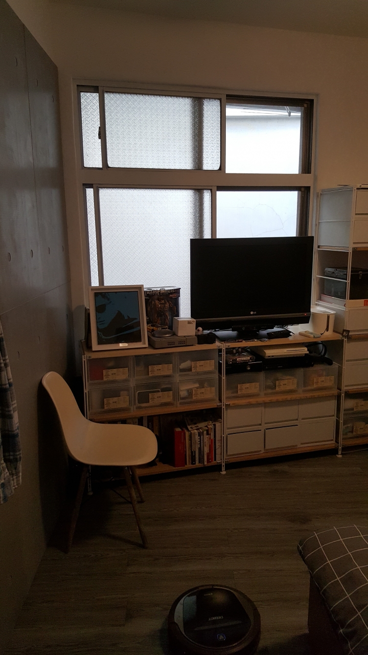 《開箱》省錢 純手工DIY 大改造房間 無印風 (其實就是買無印SUS層架而已XD)