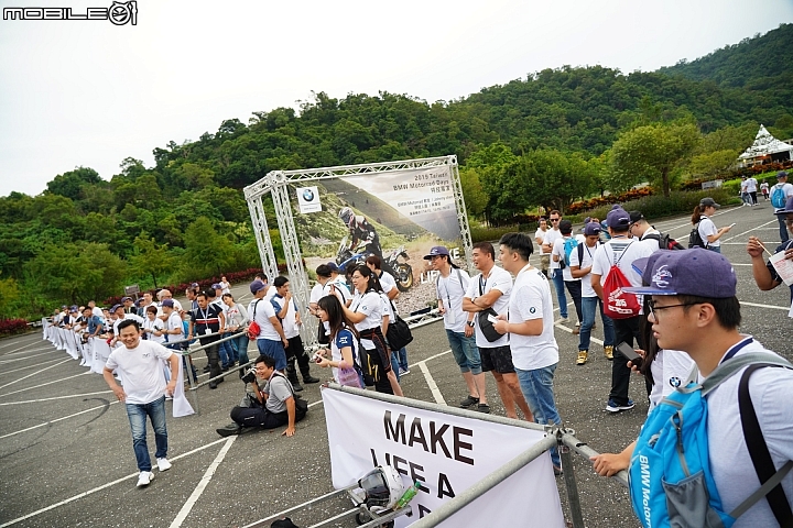 BMW Motorrad Days 2019 重機大會師！李佳薇現場演唱、R 75 二戰古董車來台！