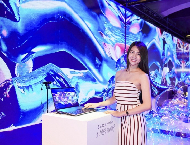 華碩為創作者筆電造勢，創意穿梭於雙螢幕間