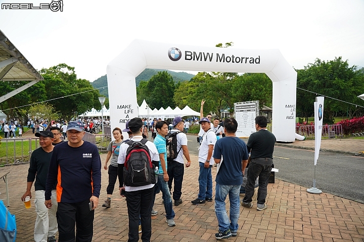 BMW Motorrad Days 2019 重機大會師！李佳薇現場演唱、R 75 二戰古董車來台！