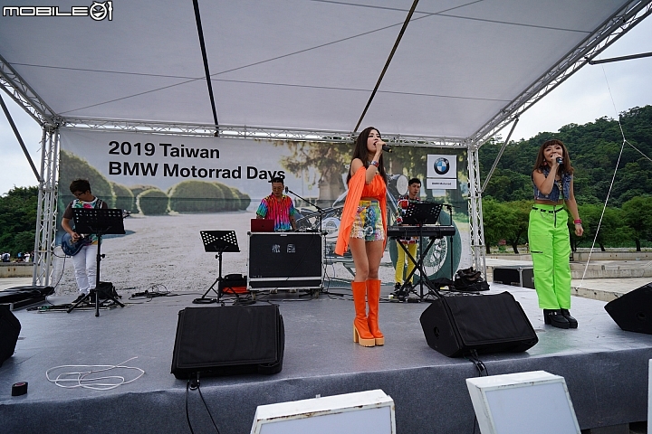 BMW Motorrad Days 2019 重機大會師！李佳薇現場演唱、R 75 二戰古董車來台！