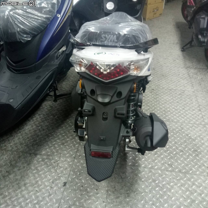 10月14日 牽車了 Z1 Attila 雙碟ABS版 開箱
