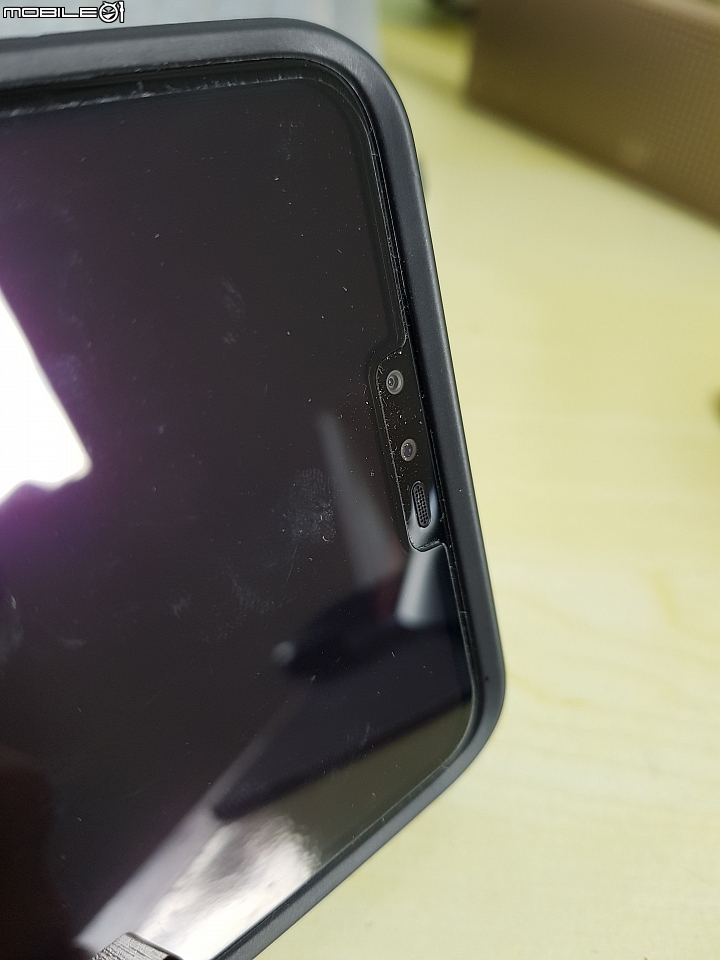點我看大圖 LG V40七款手機殼分享
